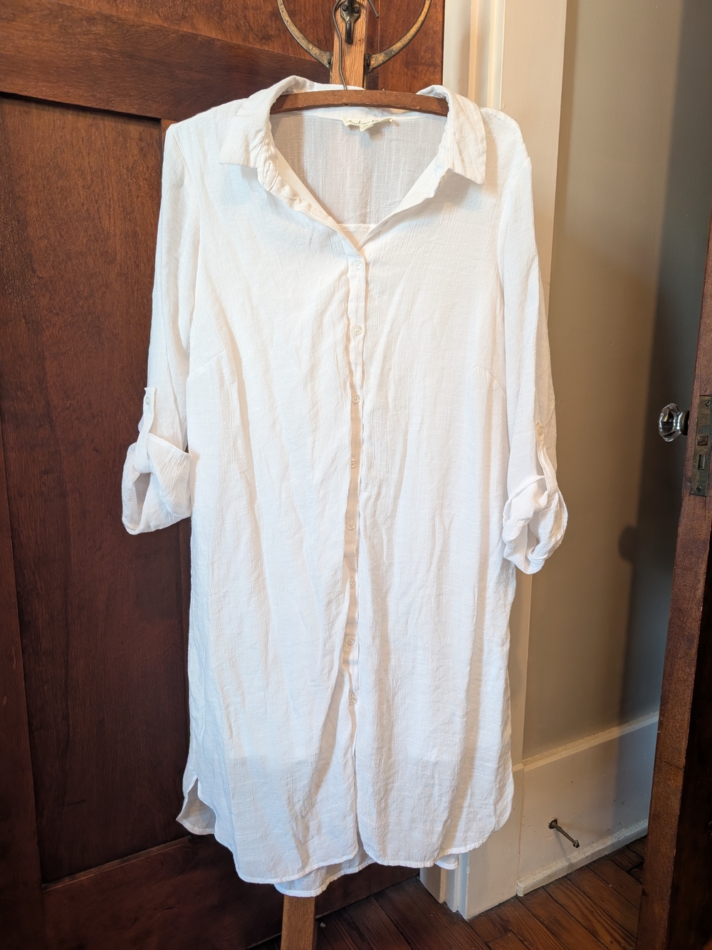 White Long-Sleeve Button-Front Tunic Dress